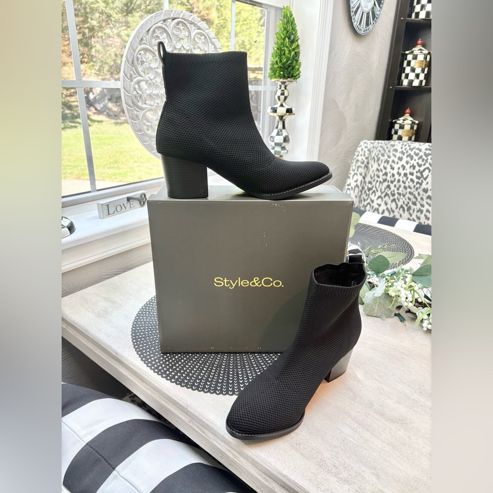 Style & Co. Booties🖤NWT🖤 - Picture 3 of 9